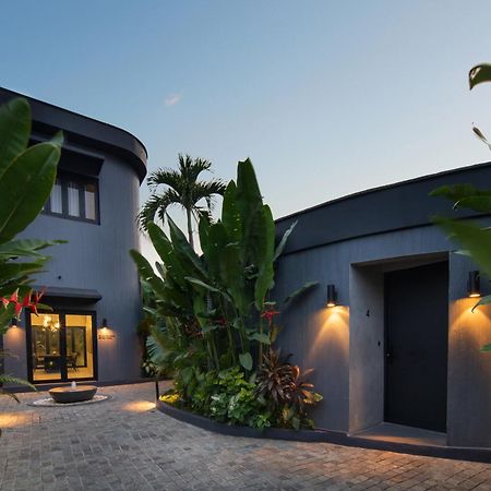 Вилла Je Ne Sais Quoi Seminyak Экстерьер фото