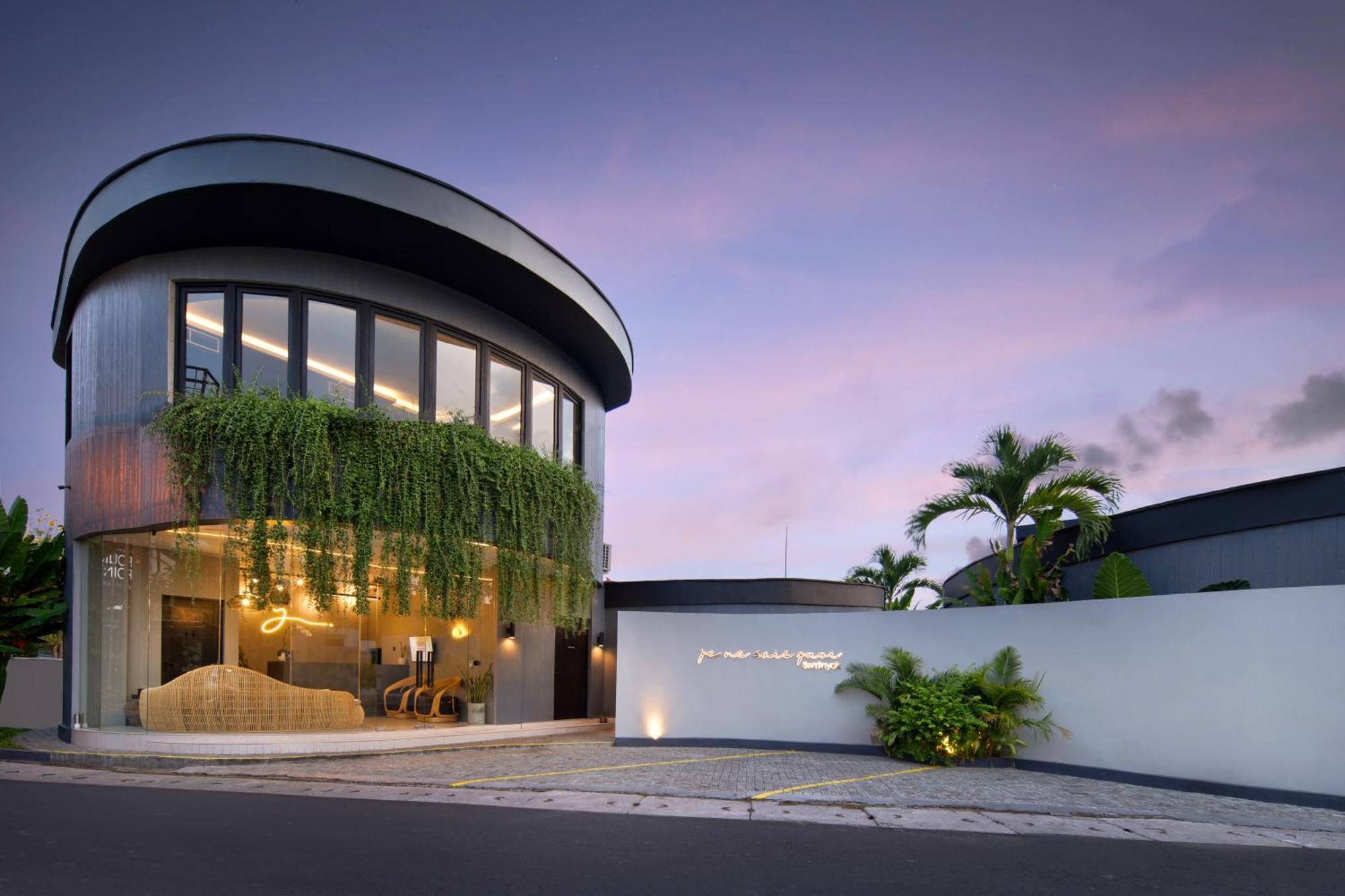 Вилла Je Ne Sais Quoi Seminyak Экстерьер фото